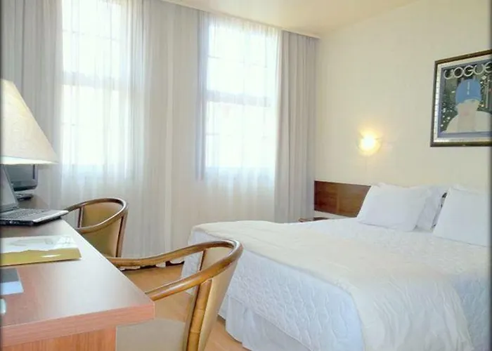 City Hotel Porto Alegre Hotel 4*